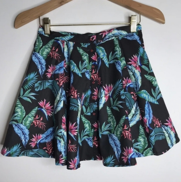 Dixxon Turks Tropical Pleated Skater Party Skirt - Picture 3 of 4